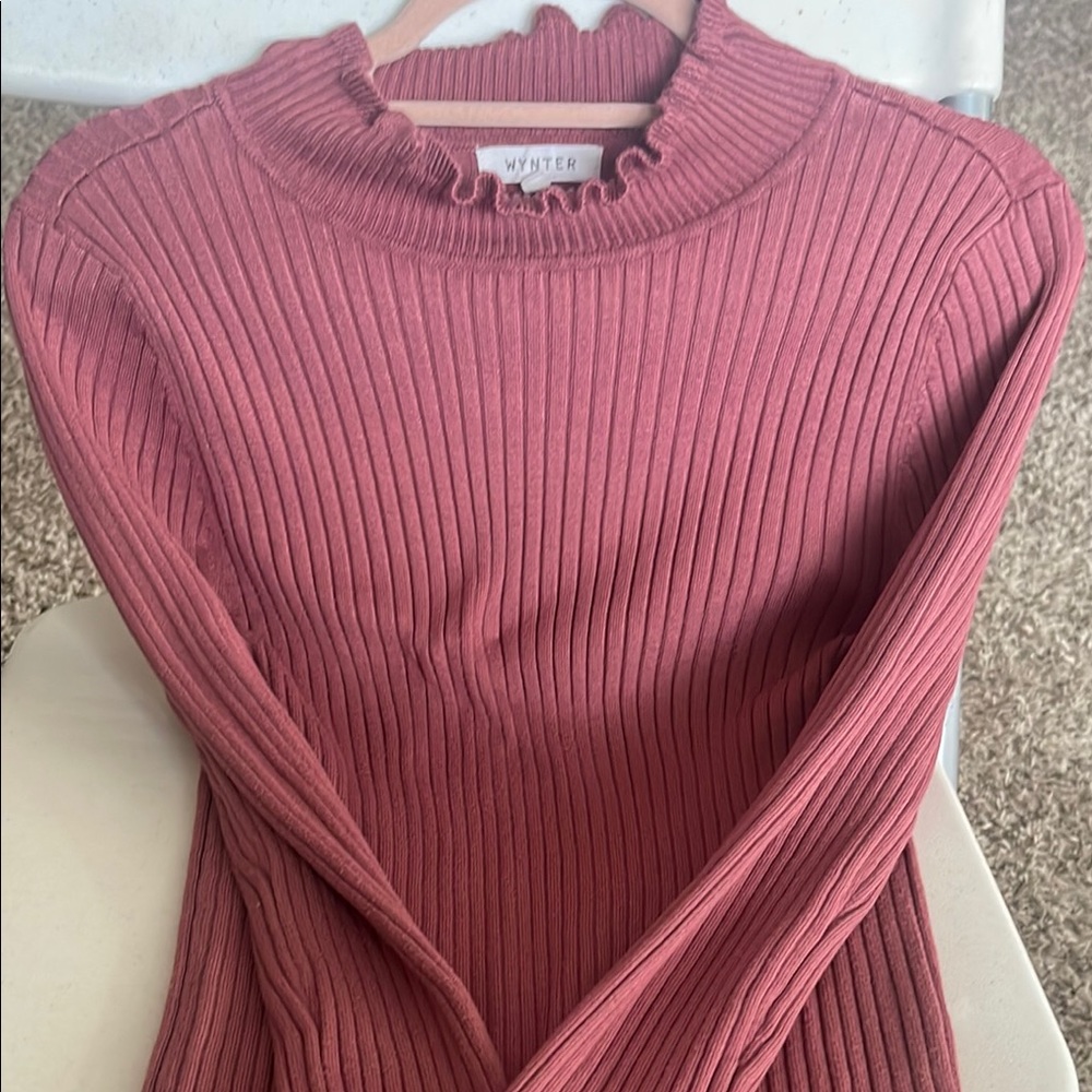 Women's Ribbed Crew Neck Sweater - Pink
